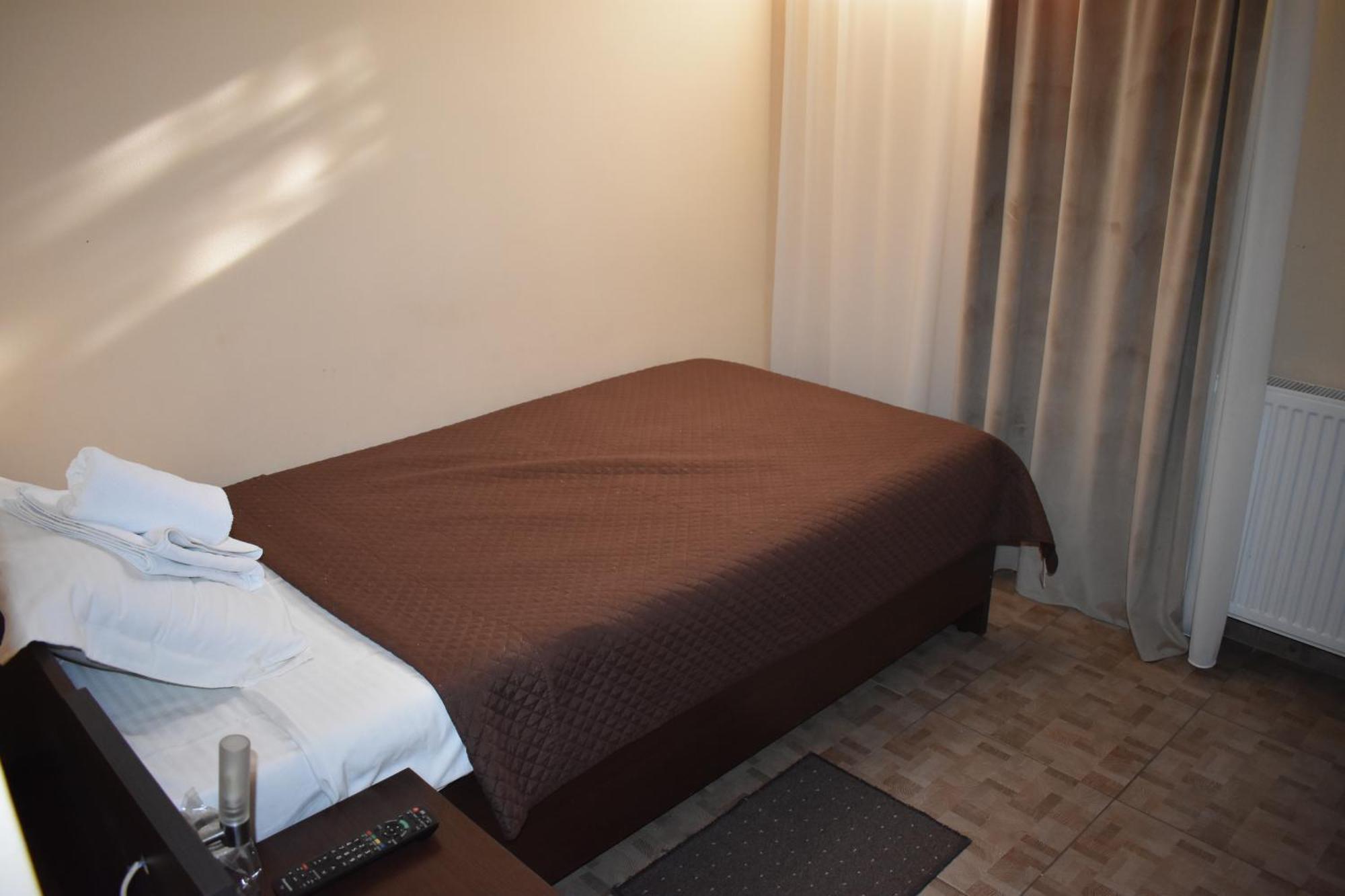 Garni Hotel Lion Jagodina Esterno foto