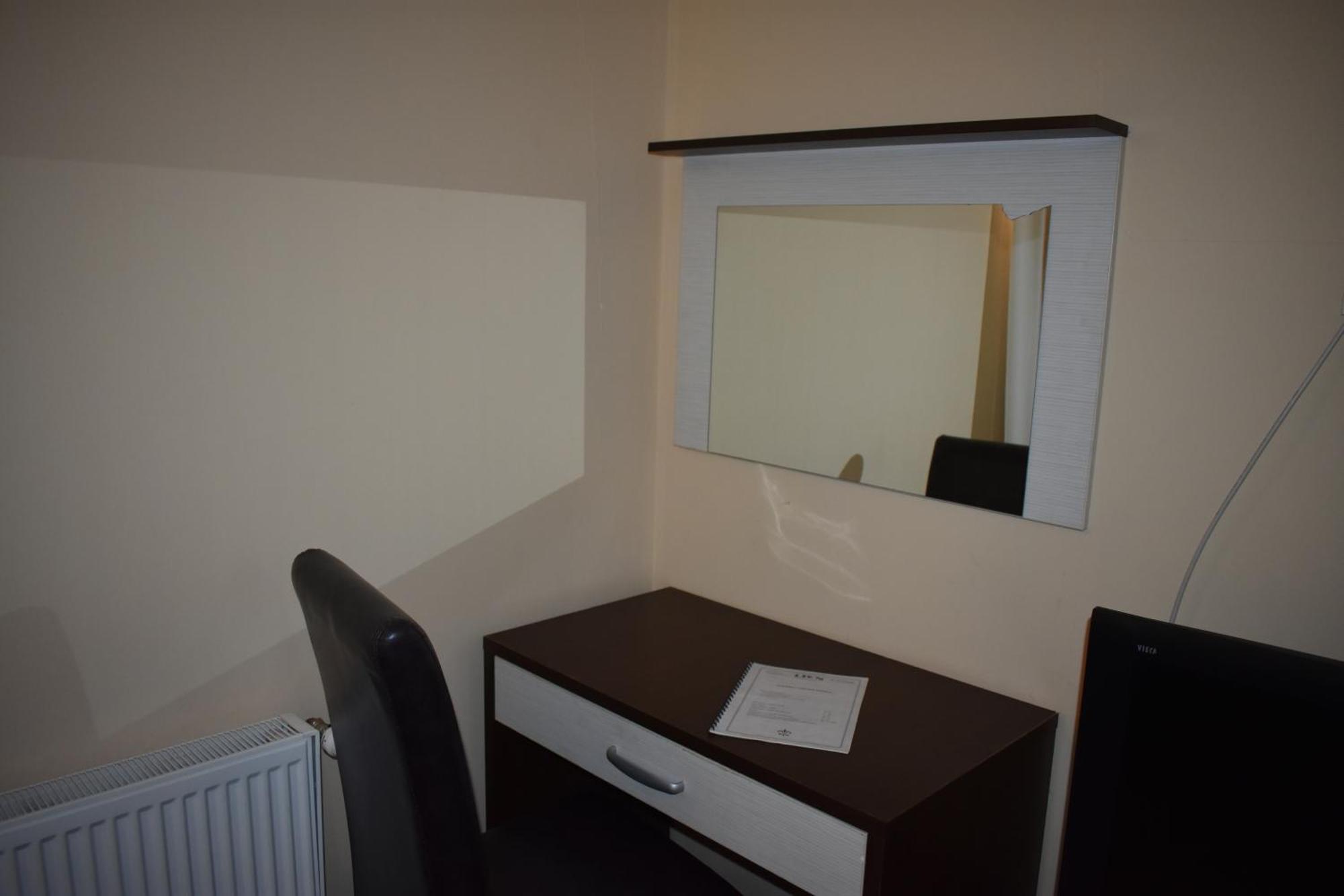 Garni Hotel Lion Jagodina Esterno foto