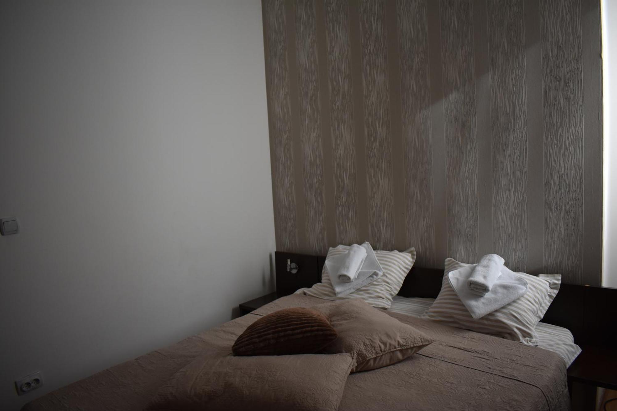 Garni Hotel Lion Jagodina Esterno foto